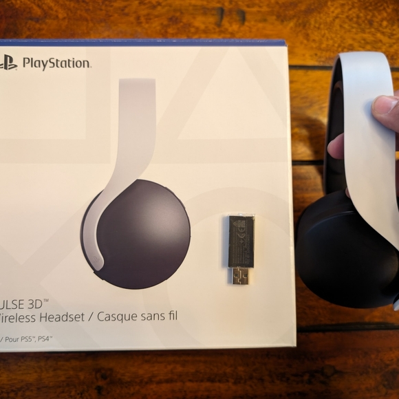 Sony Playstation PS PS5 Pulse 3D Wireless Headset - Picture 4 of 6